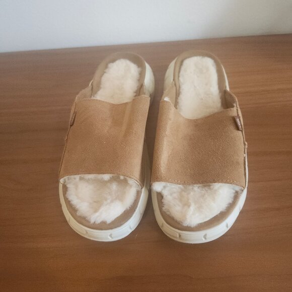 UGG FUNKETTE CHESTNUT FLUFF SLIDE PLATFORM SLIPPER SANDALS  Ugg Chestnut Suede Westsider Slide Platform Sandals Shoes Slippers 9